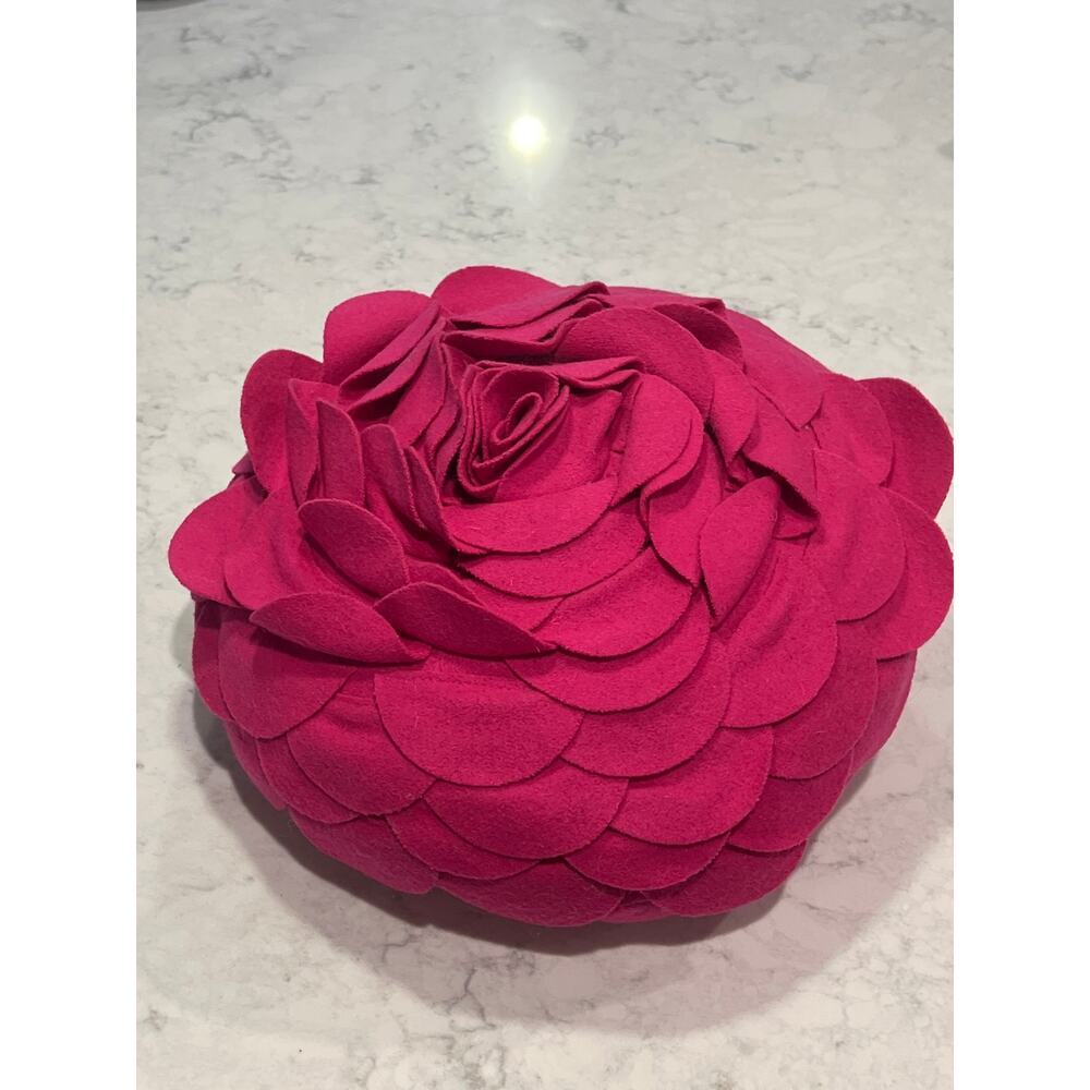 Pottery Barn Teen Floral Felt Pillow One Size Pink Rose‎ Decorative Pillow